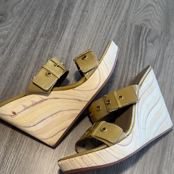 Miu Miu Stylish light Grey Wedge Sandals, size 40. Vintage - Picture 1 of 10